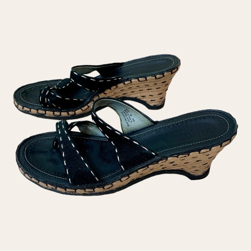 Clarks Indigo Wedge Sandals Suede 3 Inch Heels Size 9M - Picture 9 of 11
